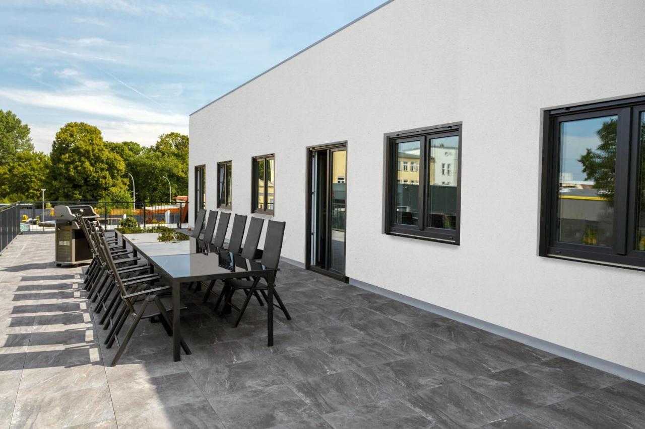Monteurzimmer Berlin Pankow Mit Dachterrasse - Nur 10 Min. Von Der A10 - 3 Zimmer/ 7 Betten — Photos 1